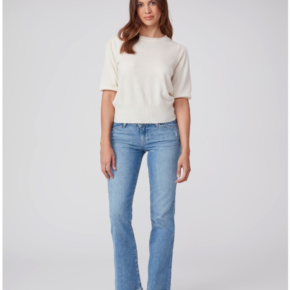 Paige 31'' Carla  Slim Low Rise Jeans